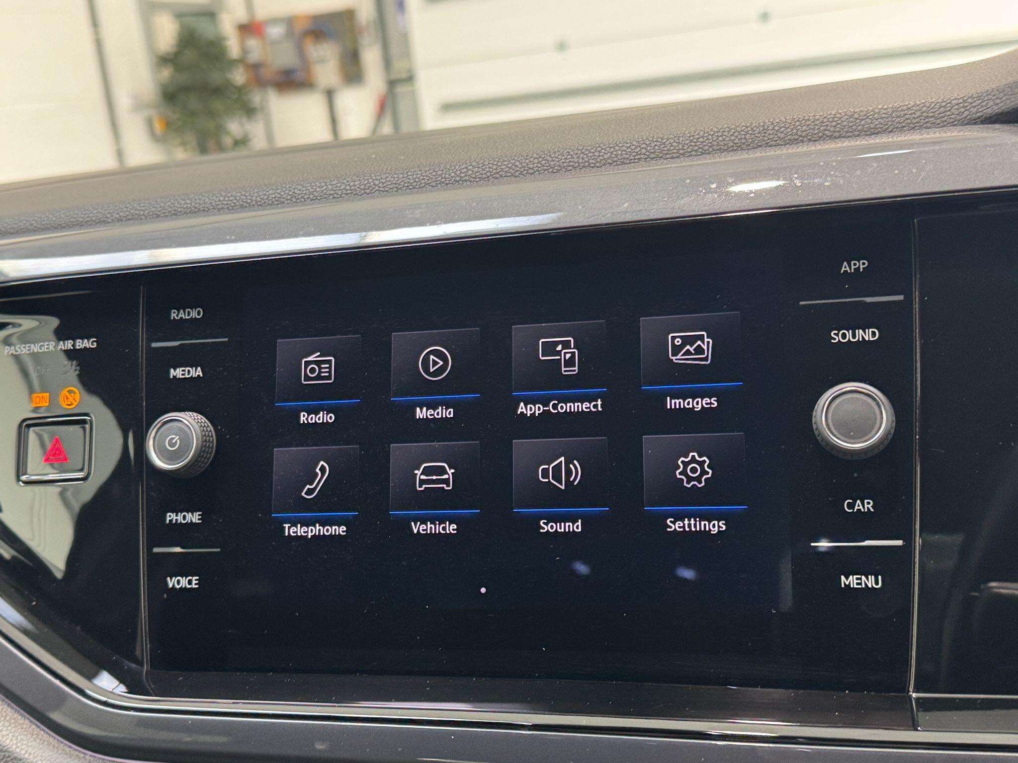 Volkswagen Polo - Image 78