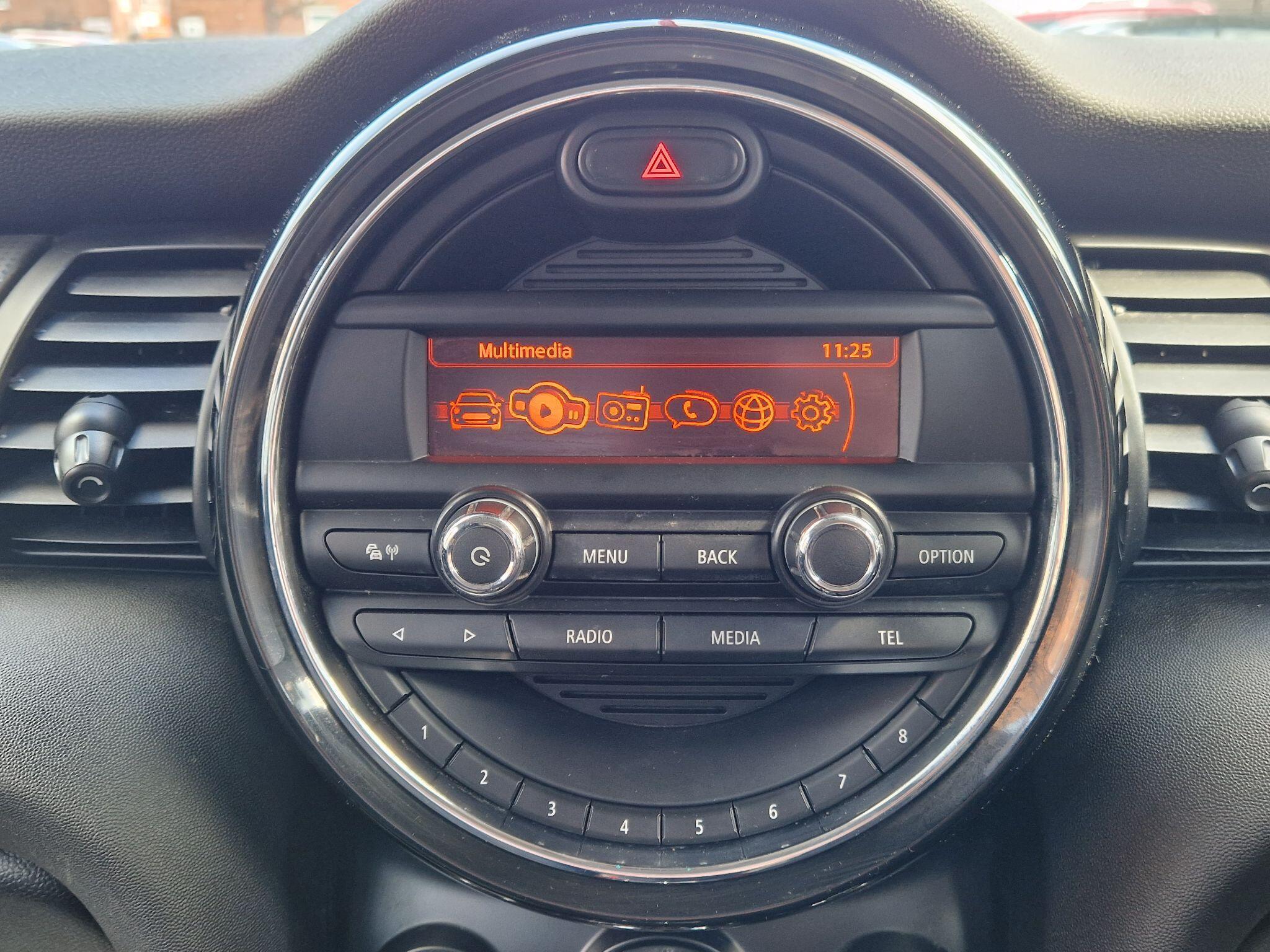 MINI Hatch - Image 42