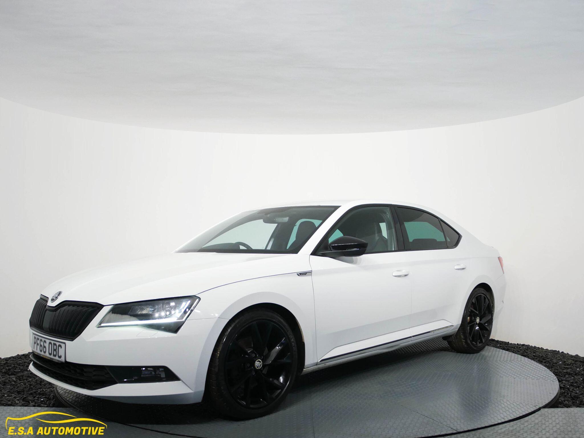 Skoda Superb - Image 17