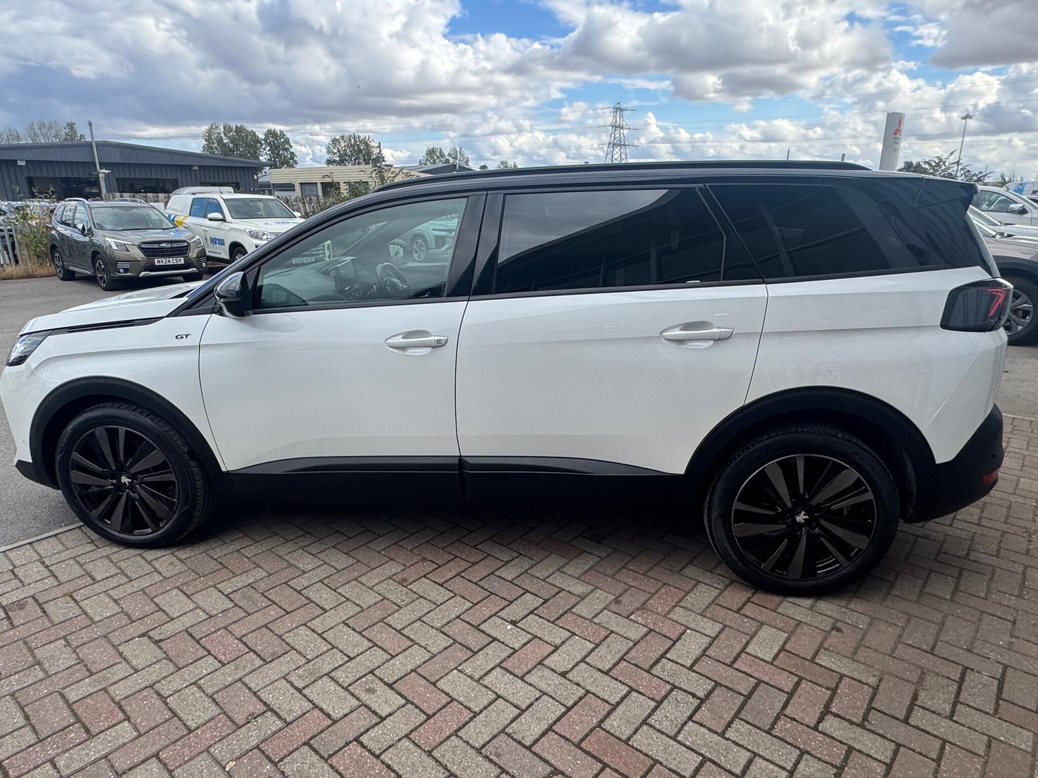 Peugeot 5008 - Image 4