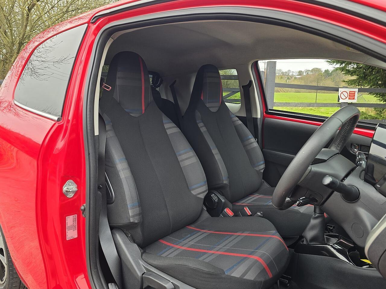 Peugeot 108 - Image 8