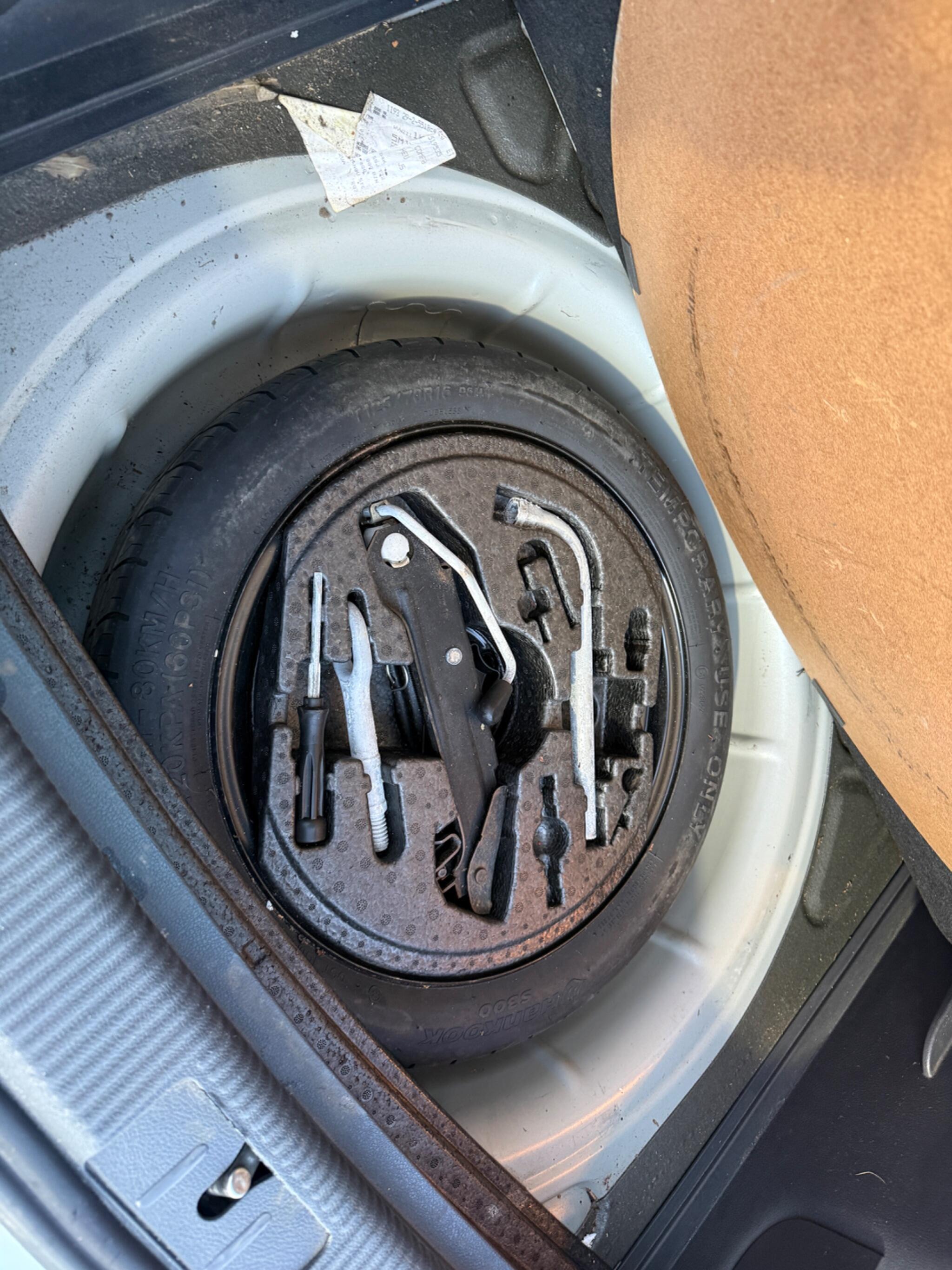 Volkswagen Golf Plus - Image 60