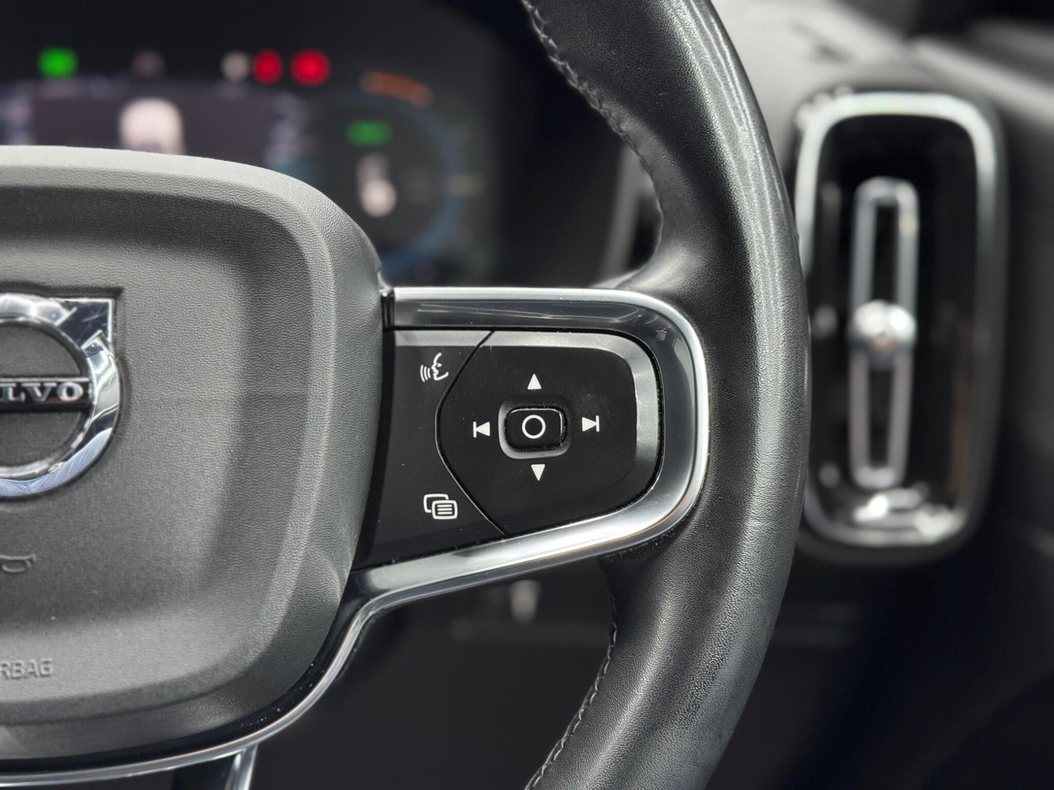 Volvo XC40 - Image 21