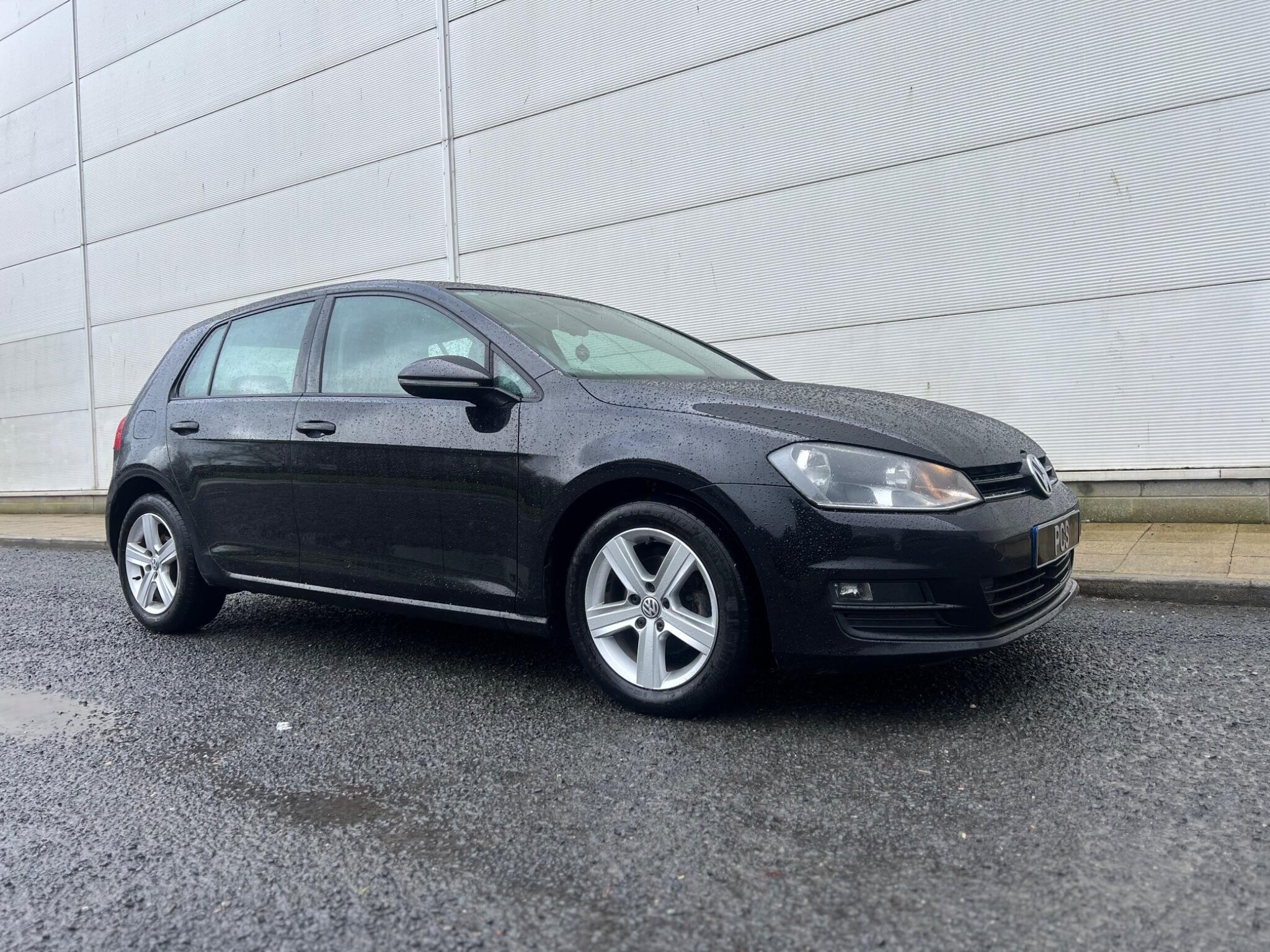 Volkswagen Golf - Image 30