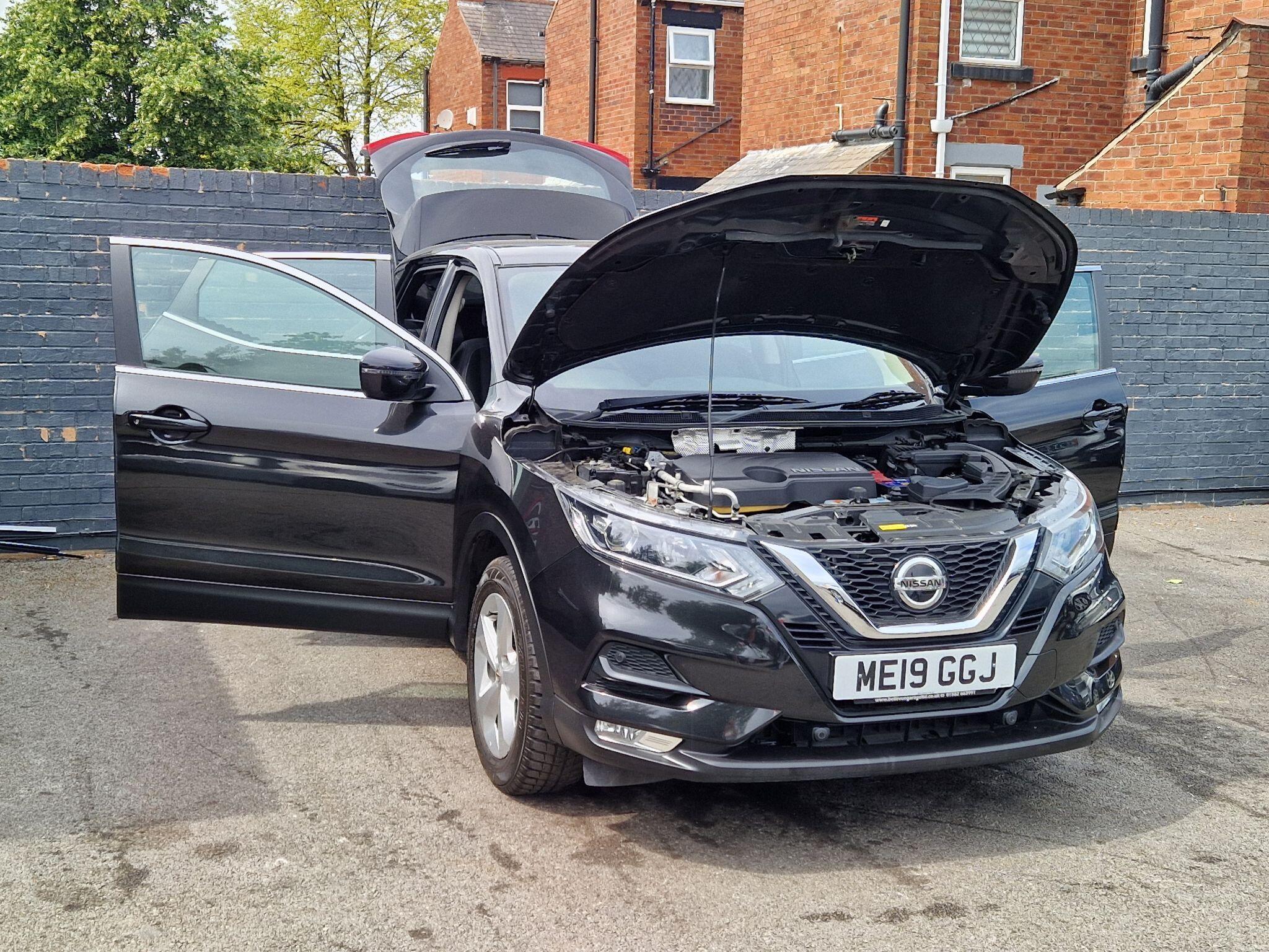 Nissan Qashqai - Image 12