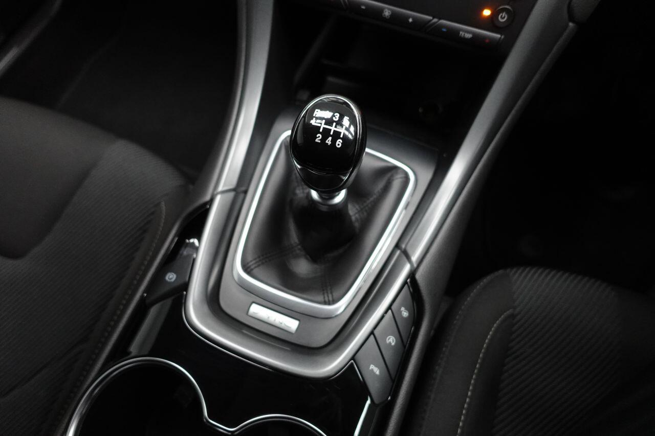 Ford Mondeo - Image 5