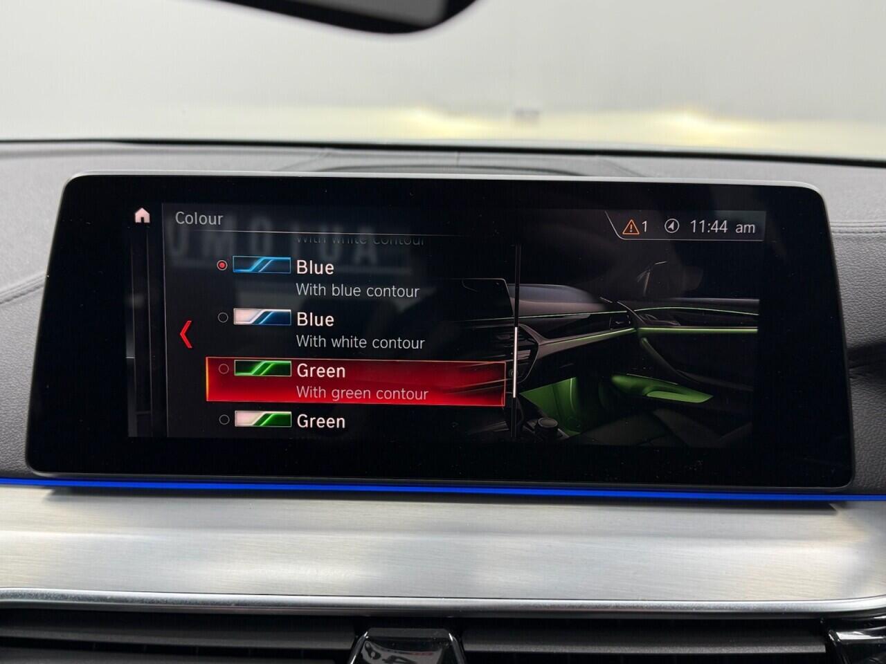 BMW 5 Series - Image 32