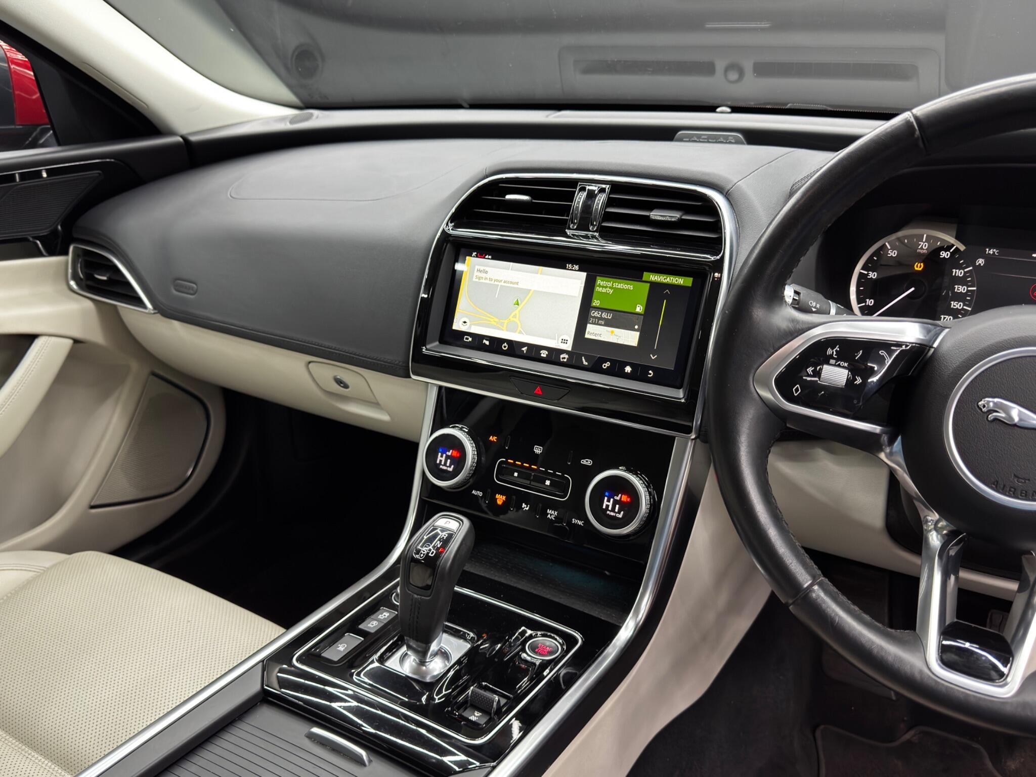 Jaguar XE - Image 21