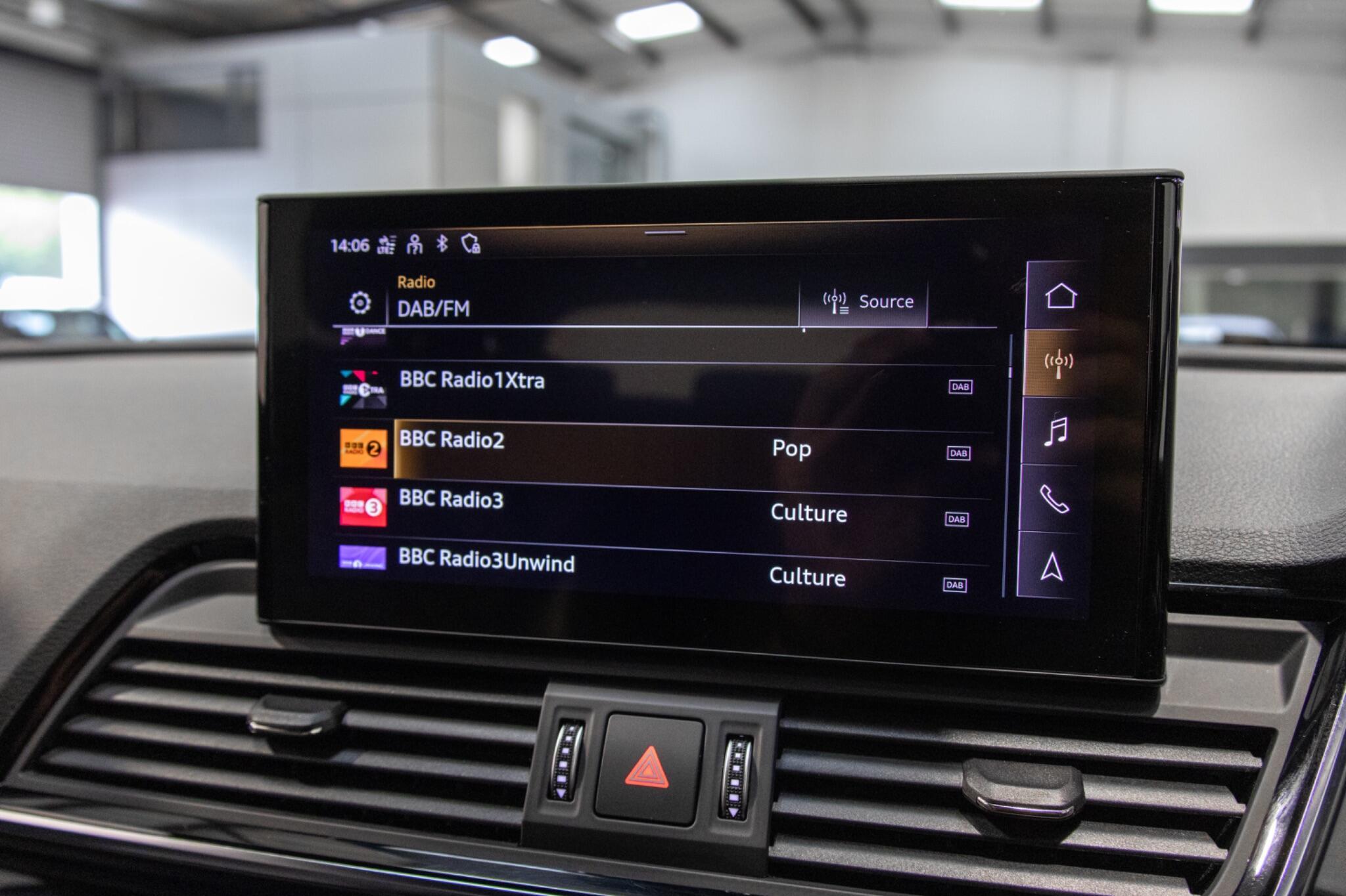 Audi Q5 - Image 17