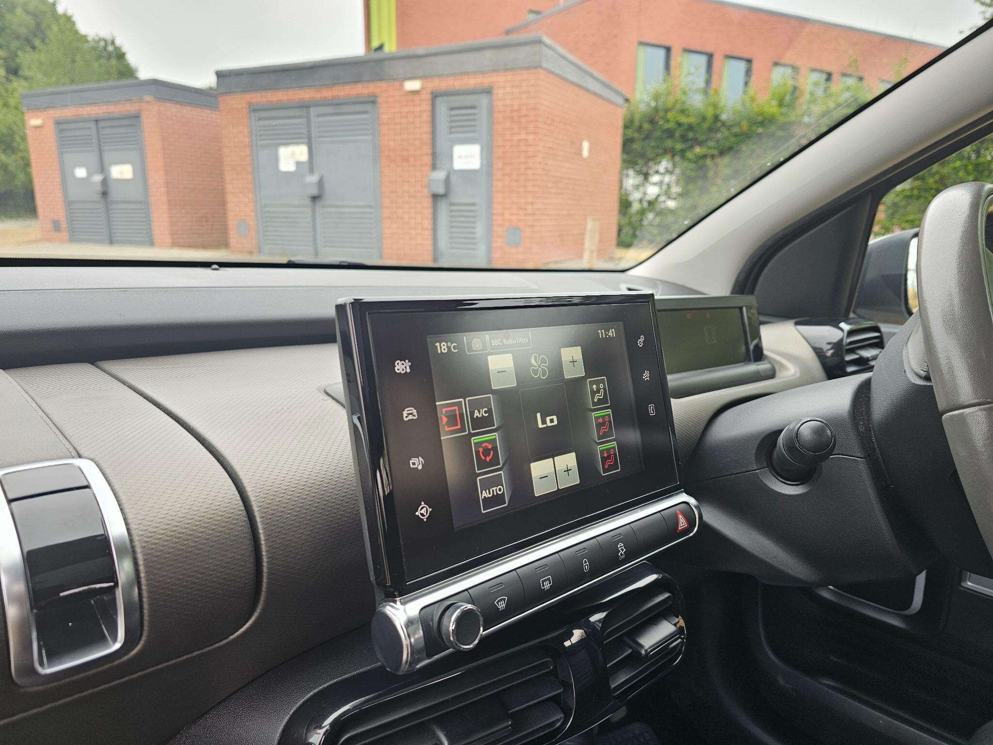Citroen C4 Cactus - Image 20