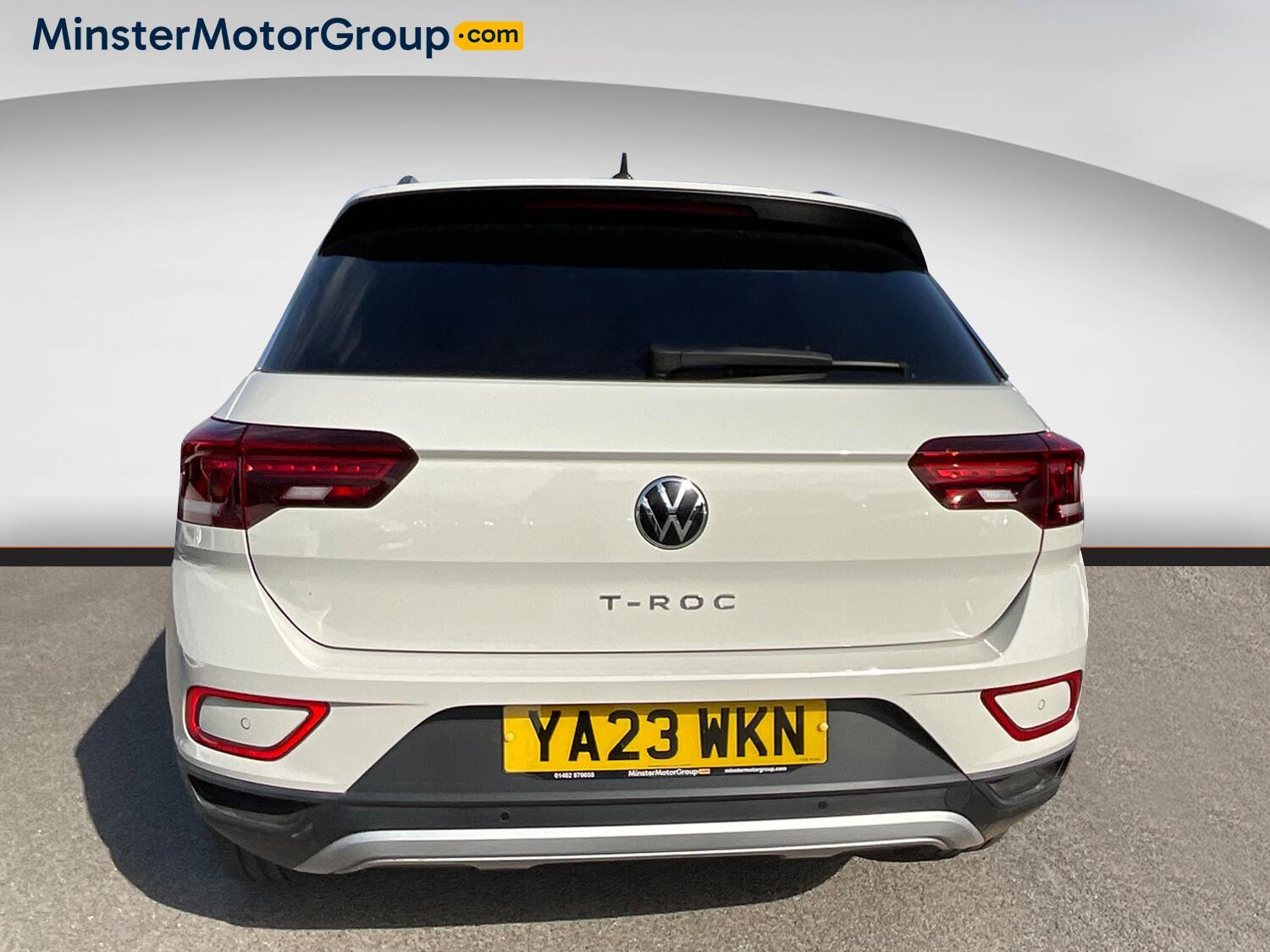 Volkswagen T-Roc - Image 3