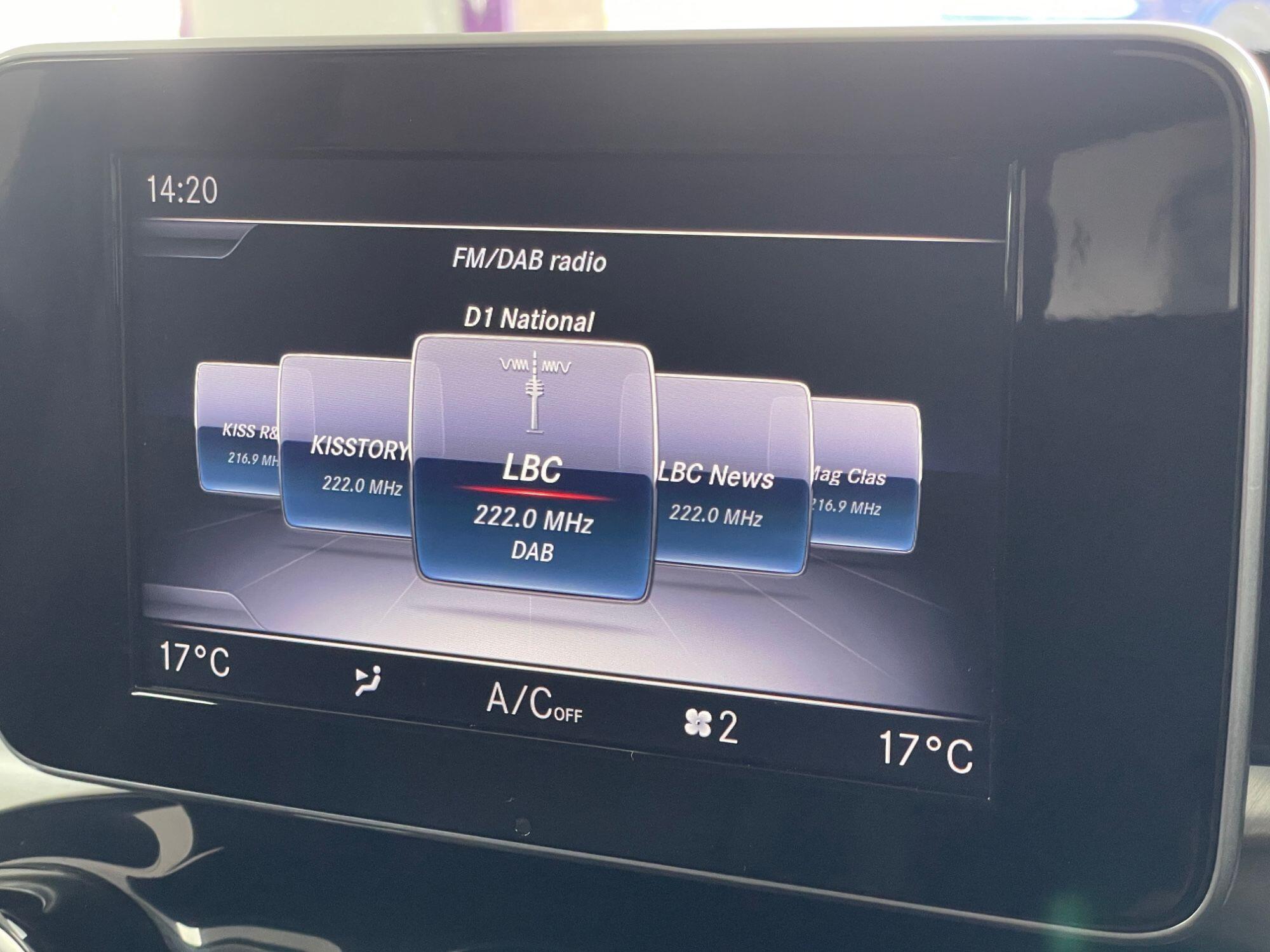 Mercedes GLC - Image 42