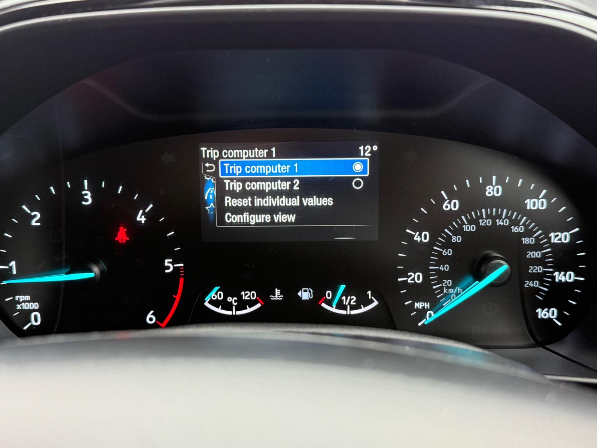 Ford Focus - Image 46