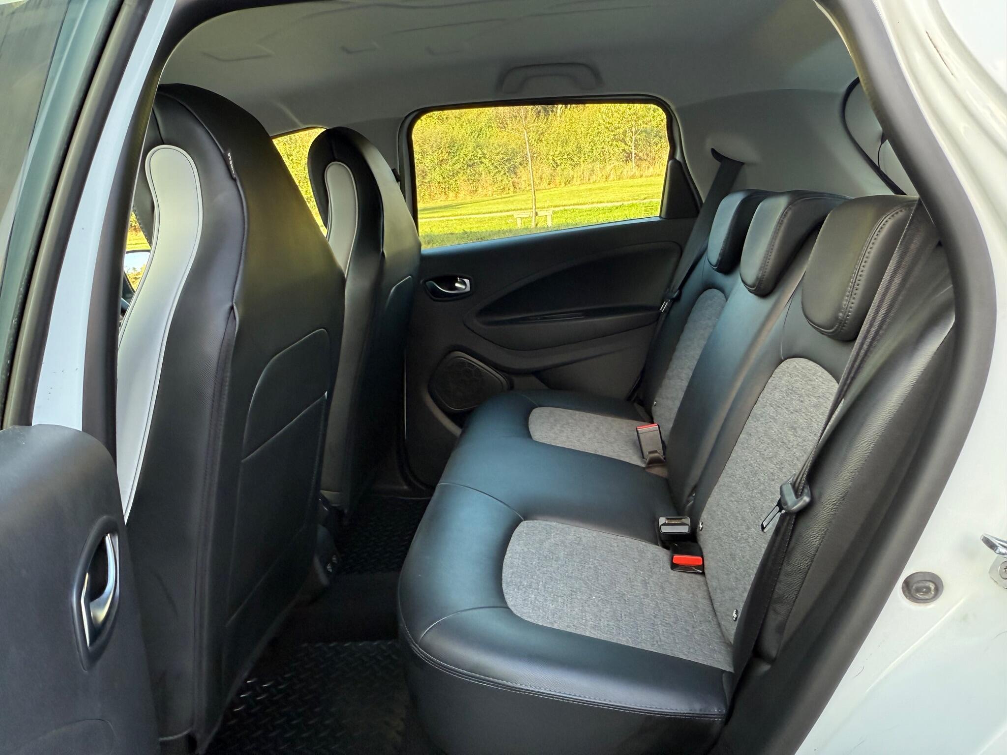 Renault Zoe - Image 11