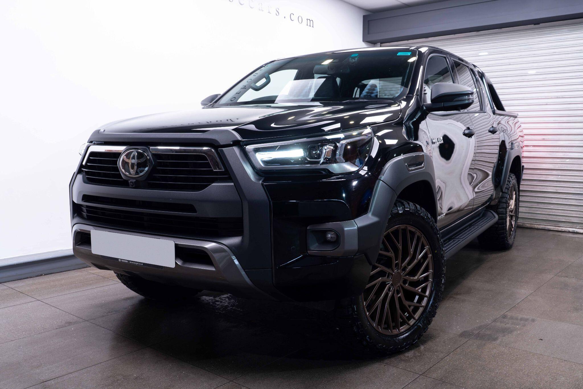 Toyota Hilux - Image 3