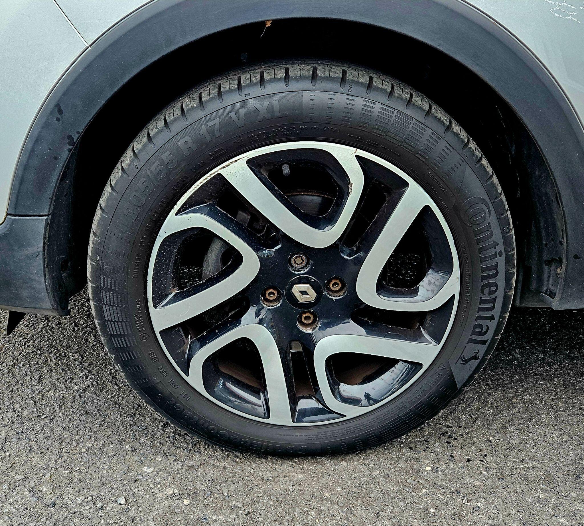 Renault Captur - Image 50