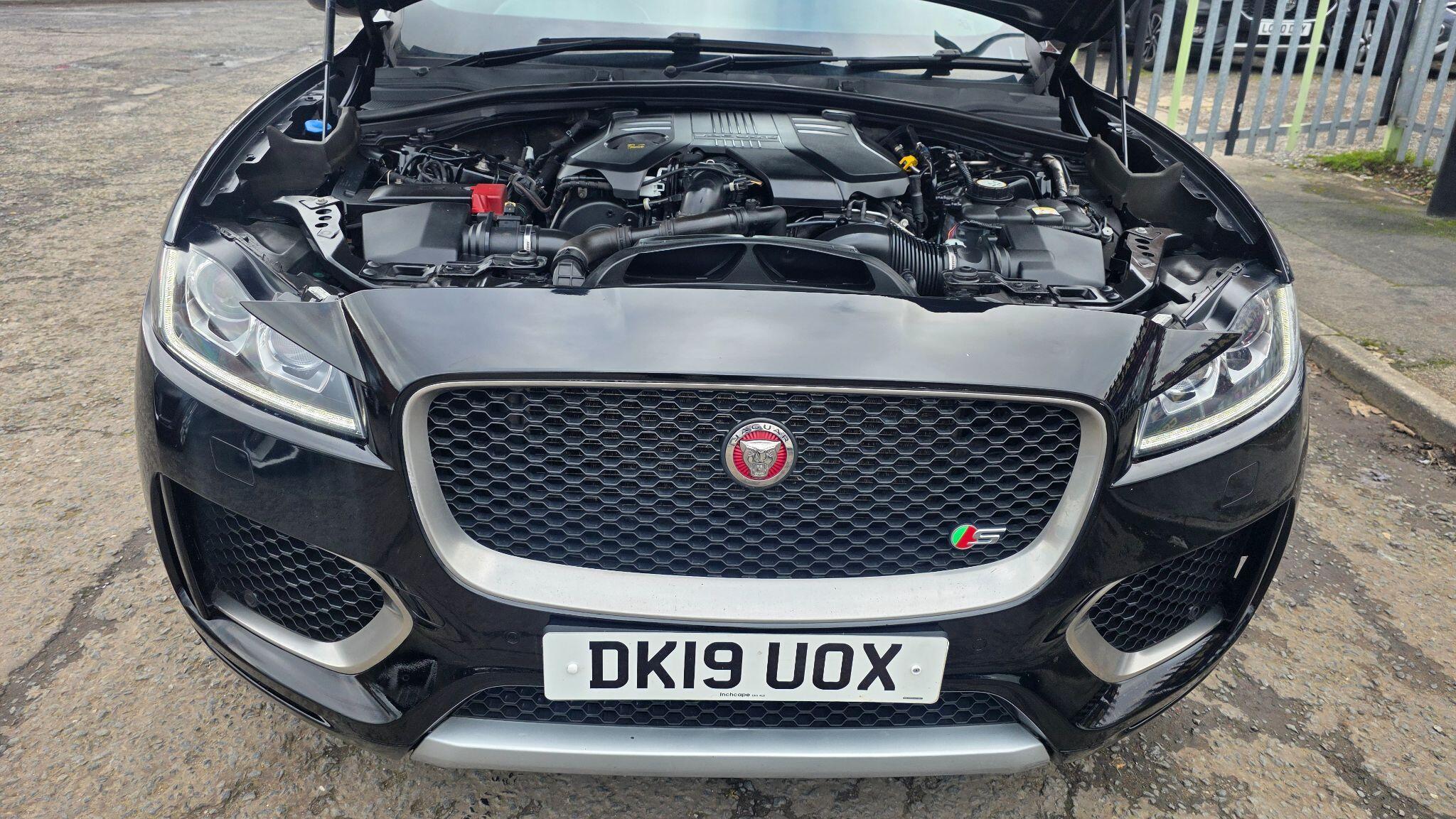 Jaguar F-Pace - Image 55