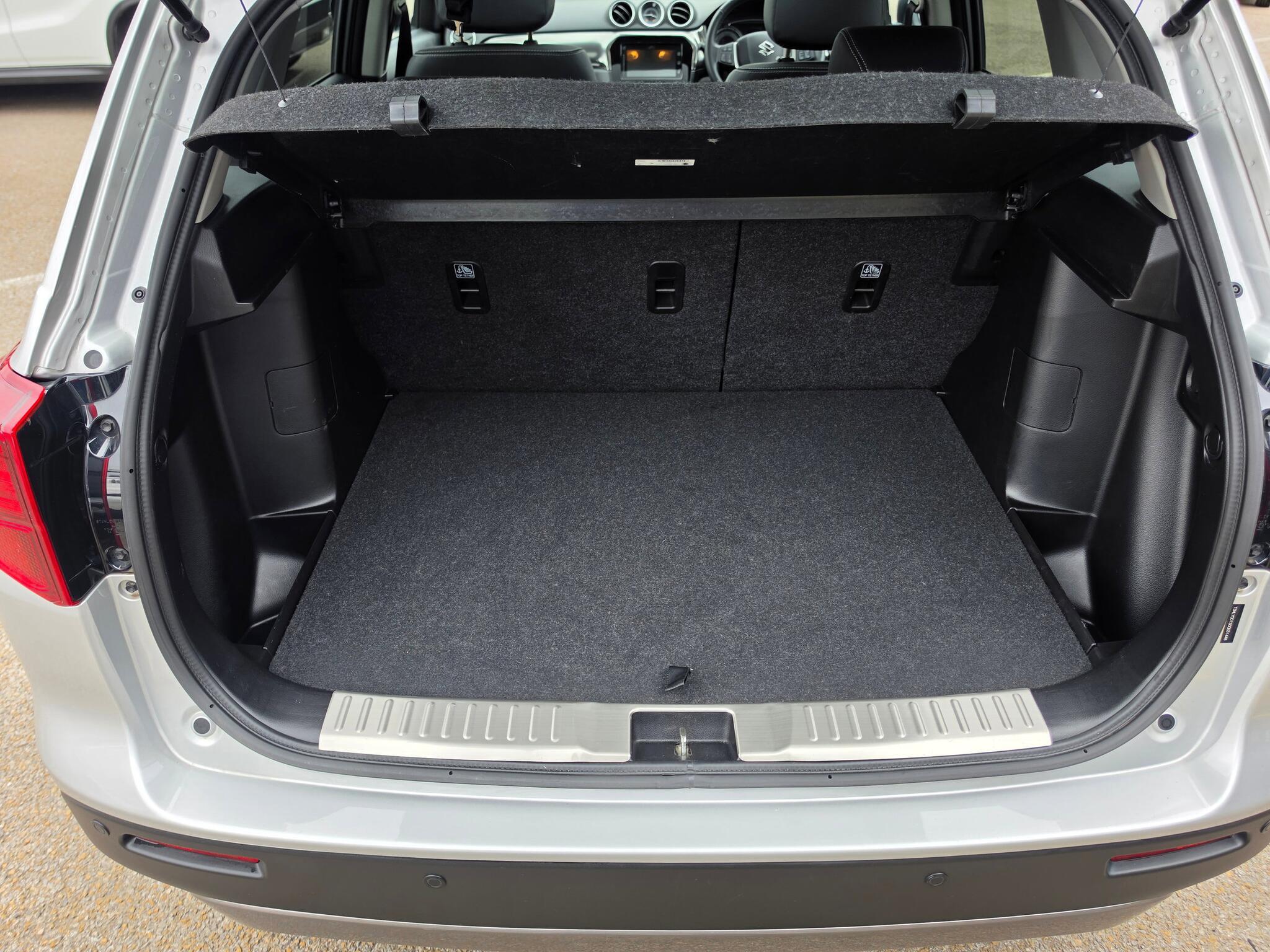 Suzuki Vitara - Image 19