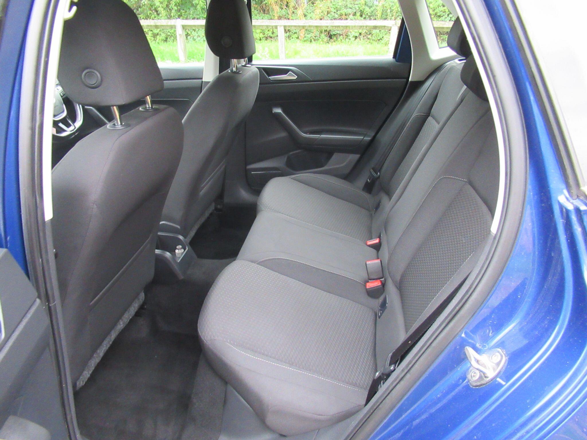 Volkswagen Polo - Image 13
