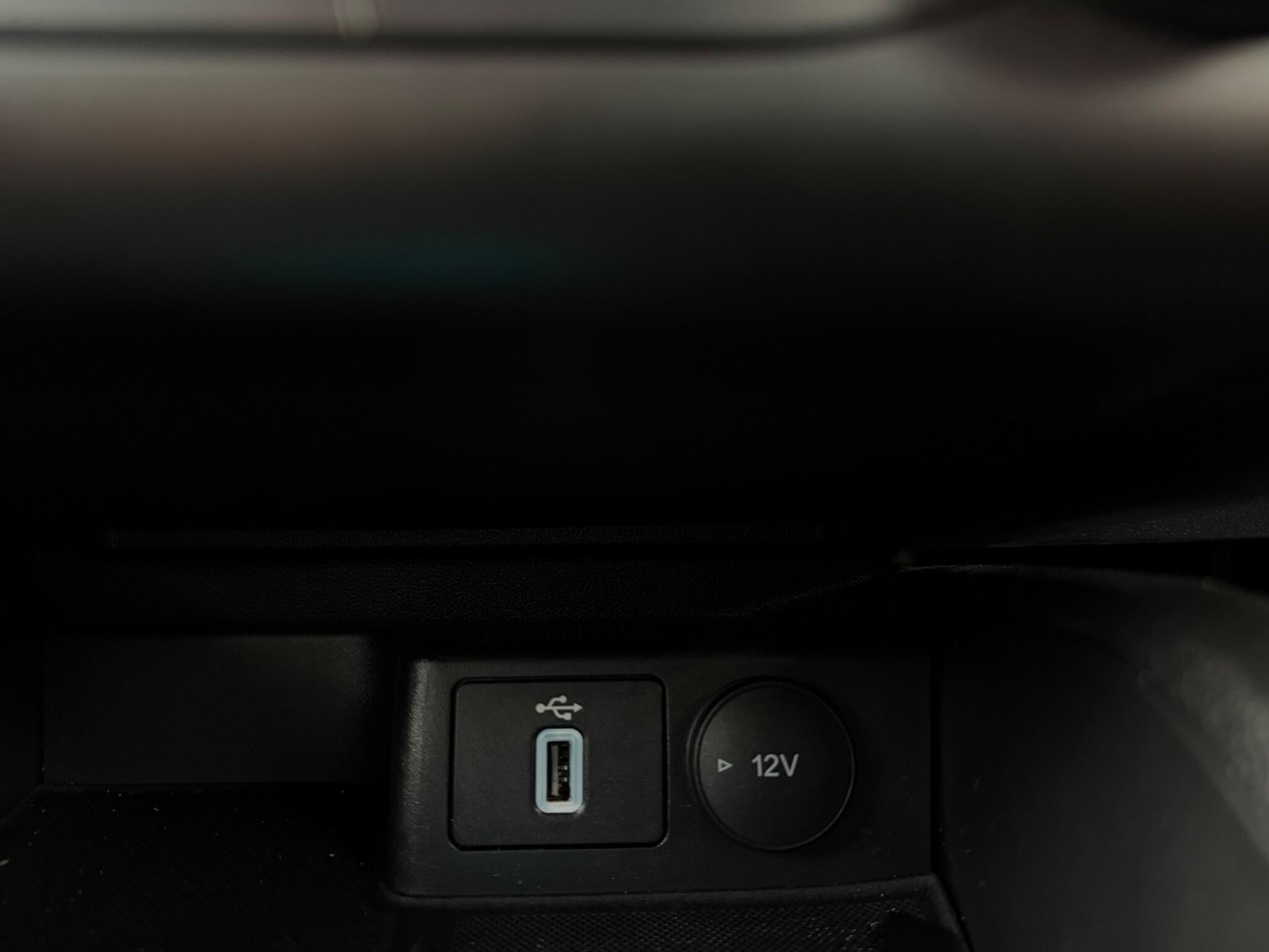 Ford Focus - Image 62