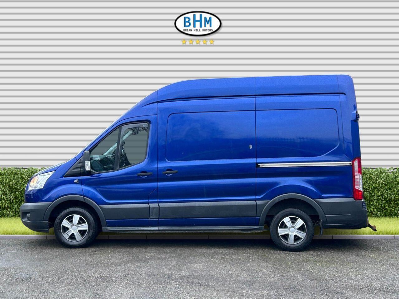 Ford Transit - Image 8