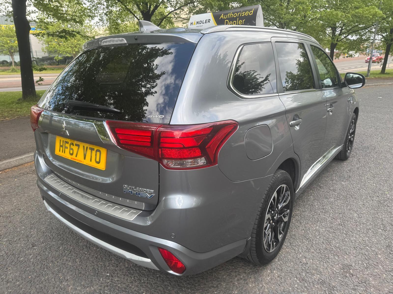 Mitsubishi Outlander - Image 7