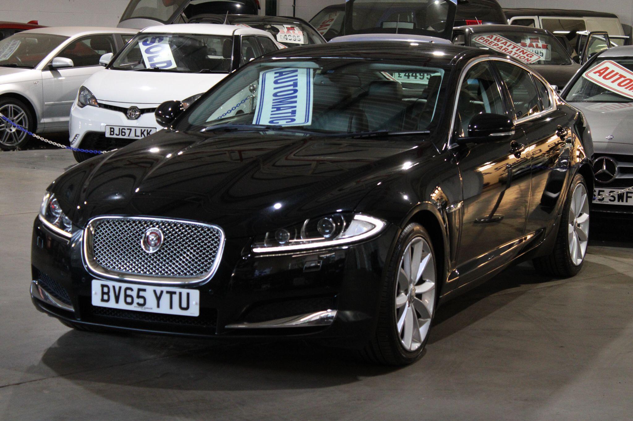 Jaguar XF - Image 16