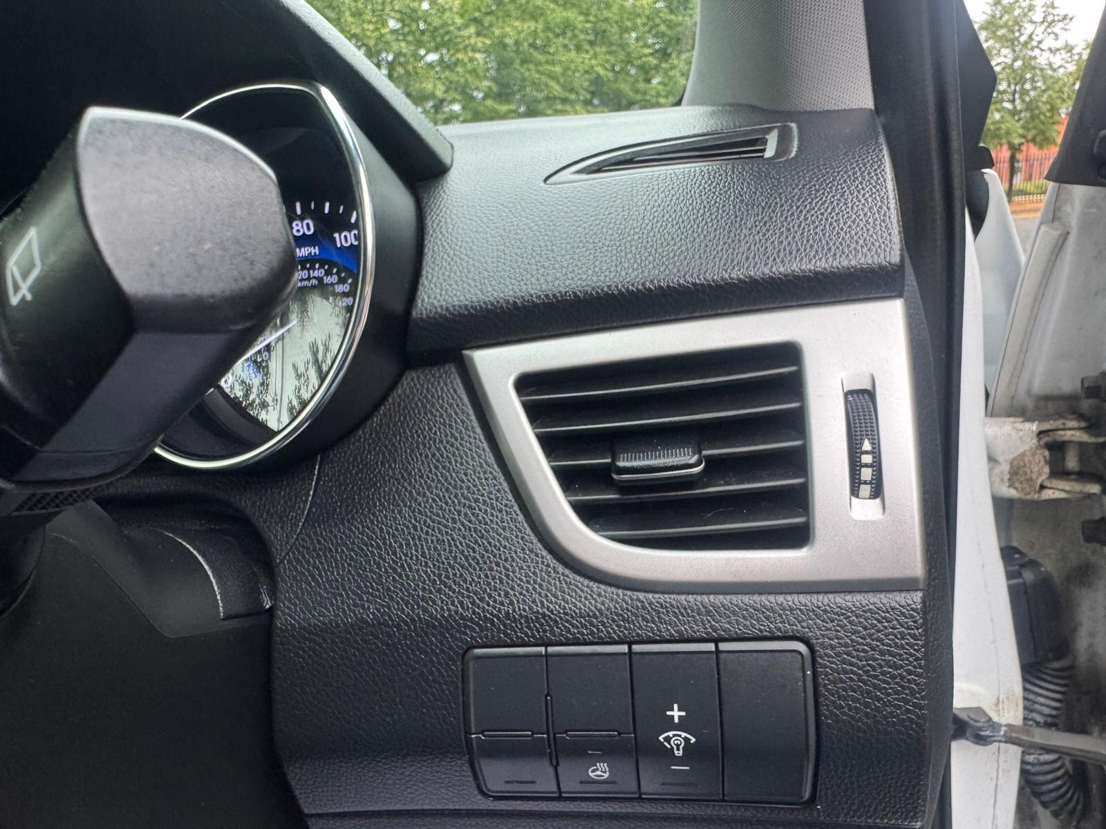 Hyundai i30 - Image 16