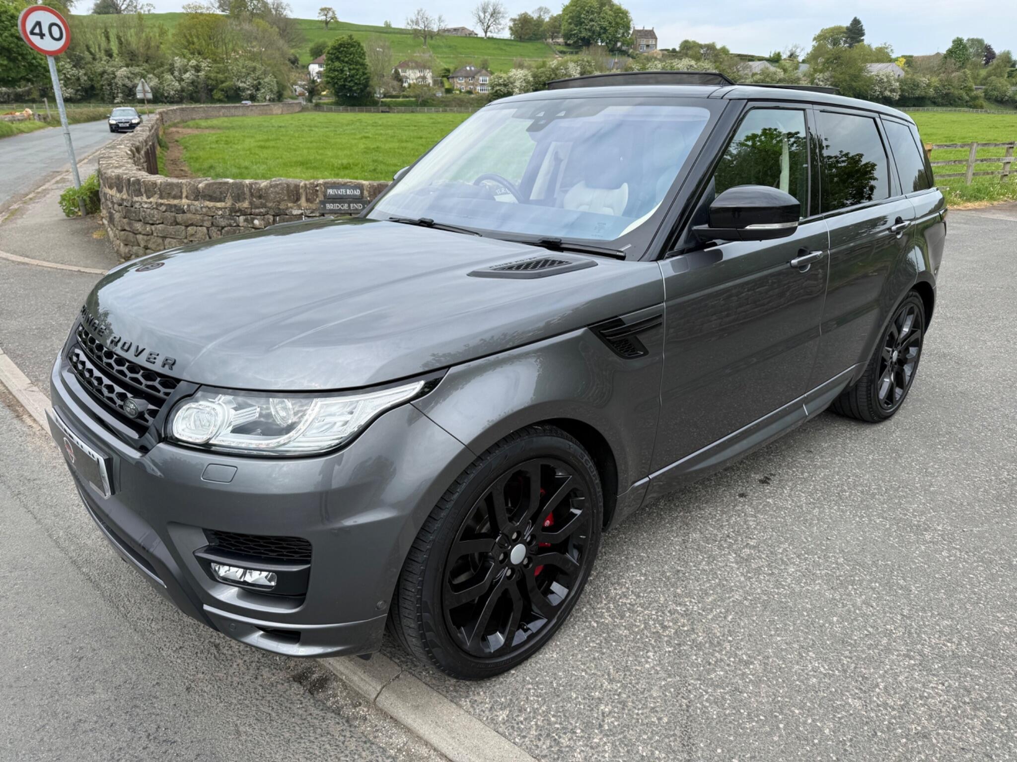 Land Rover RANGE ROVER SPORT - Image 9