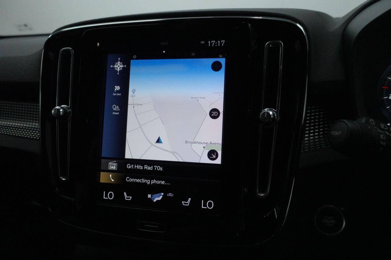 Volvo XC40 - Image 2