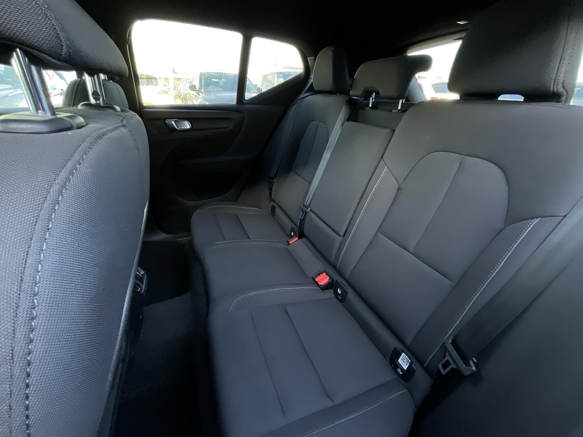 Volvo XC40 - Image 14