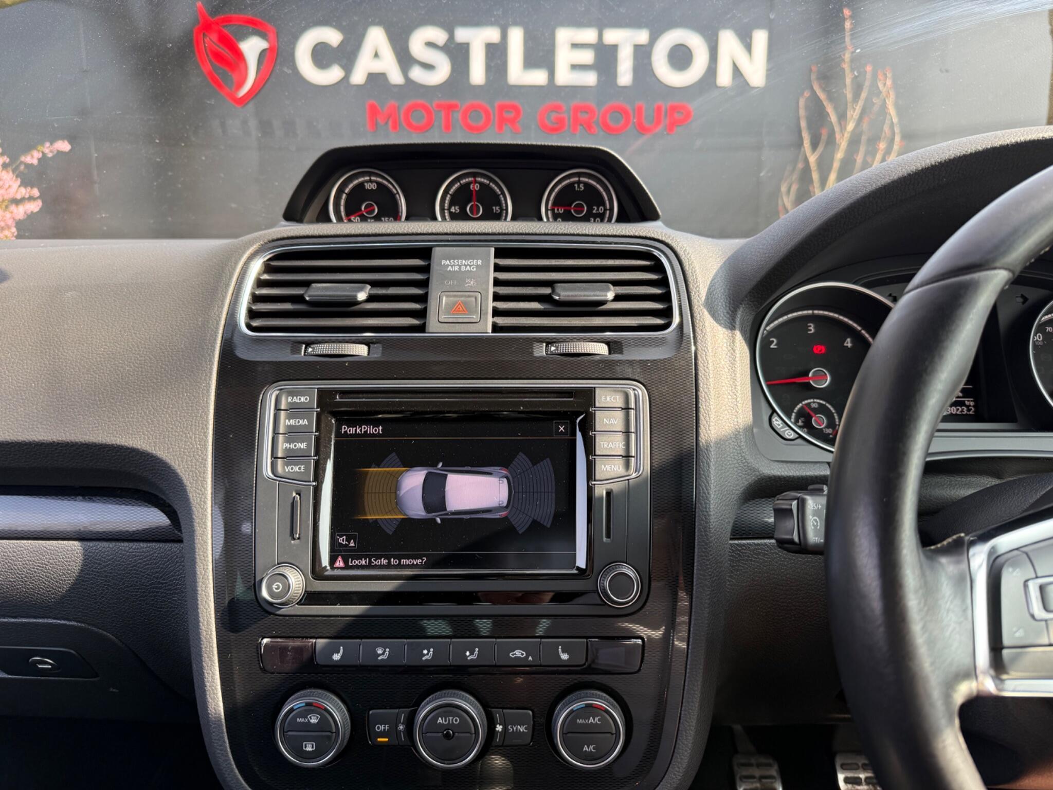 Volkswagen Scirocco - Image 35