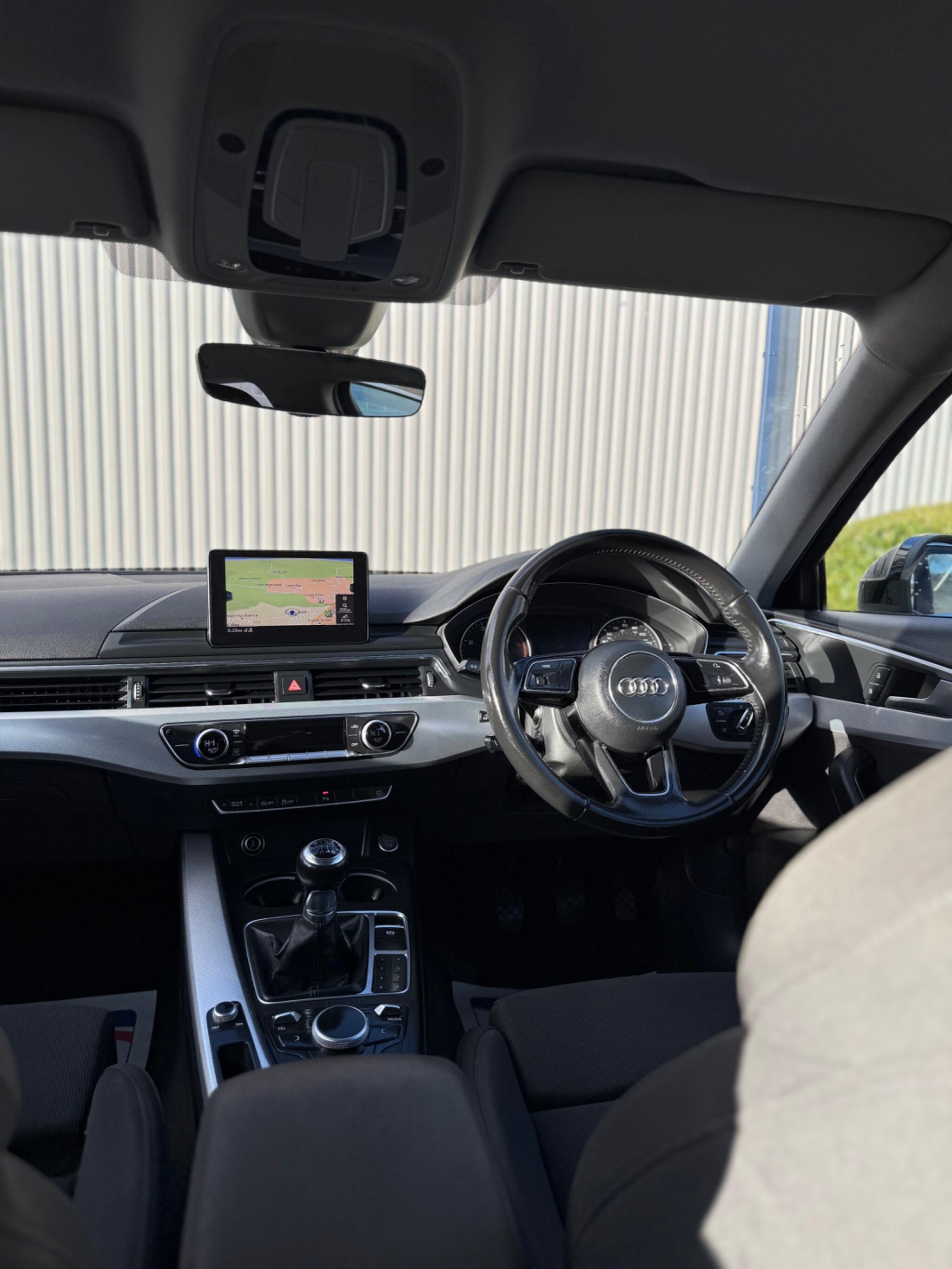 Audi A4 Avant - Image 30