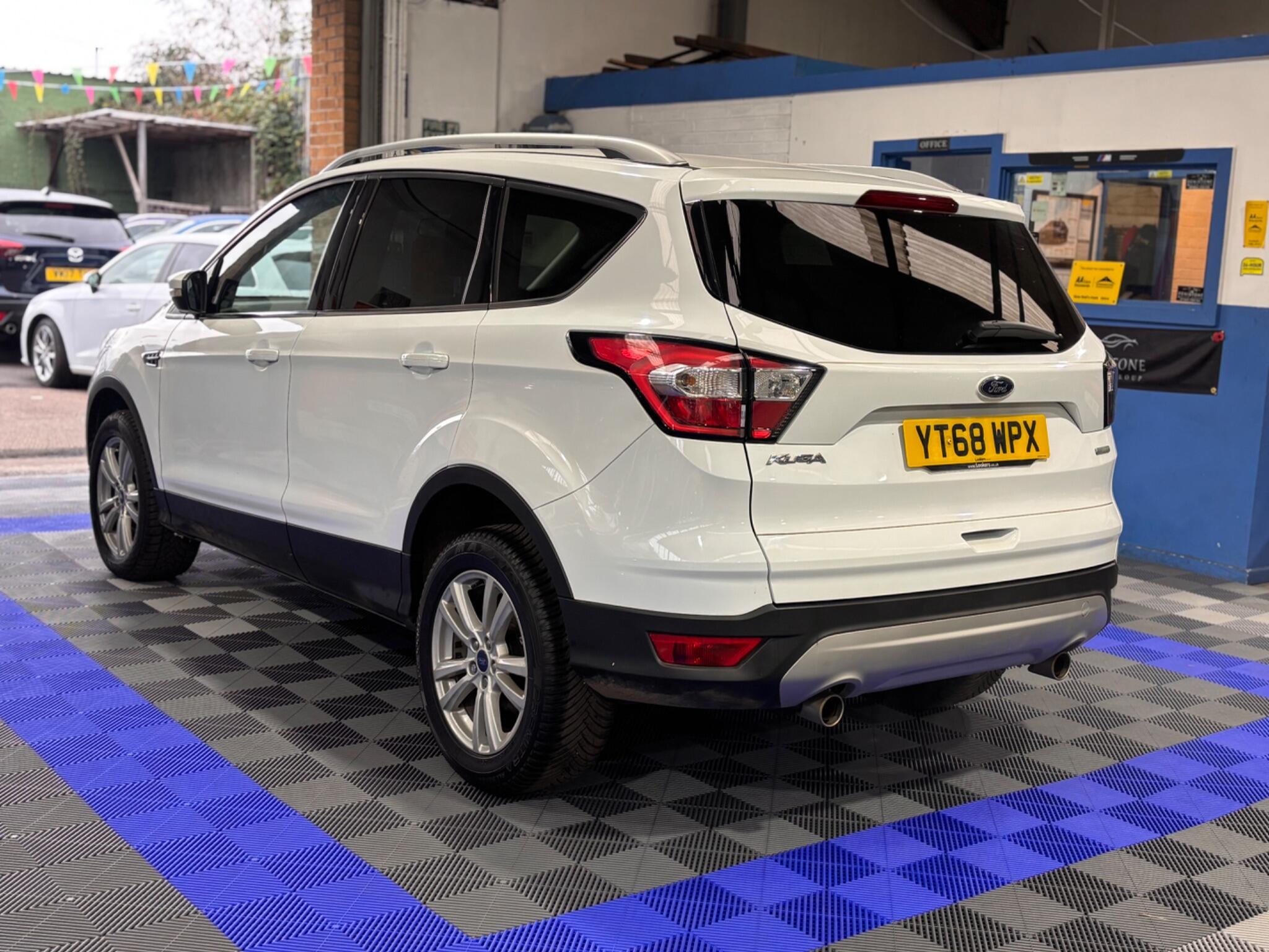 Ford Kuga - Image 6
