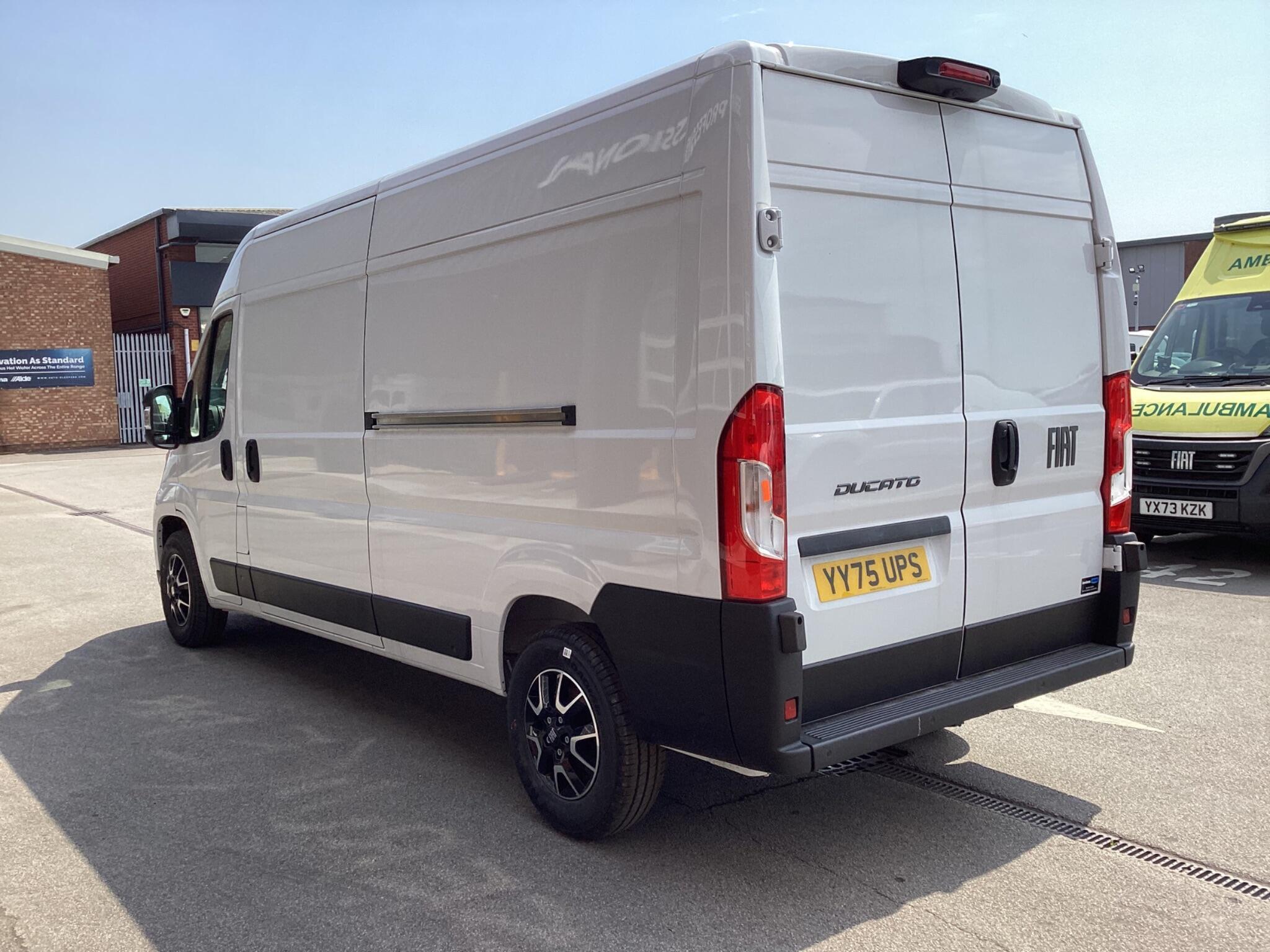 Fiat Ducato - Image 10