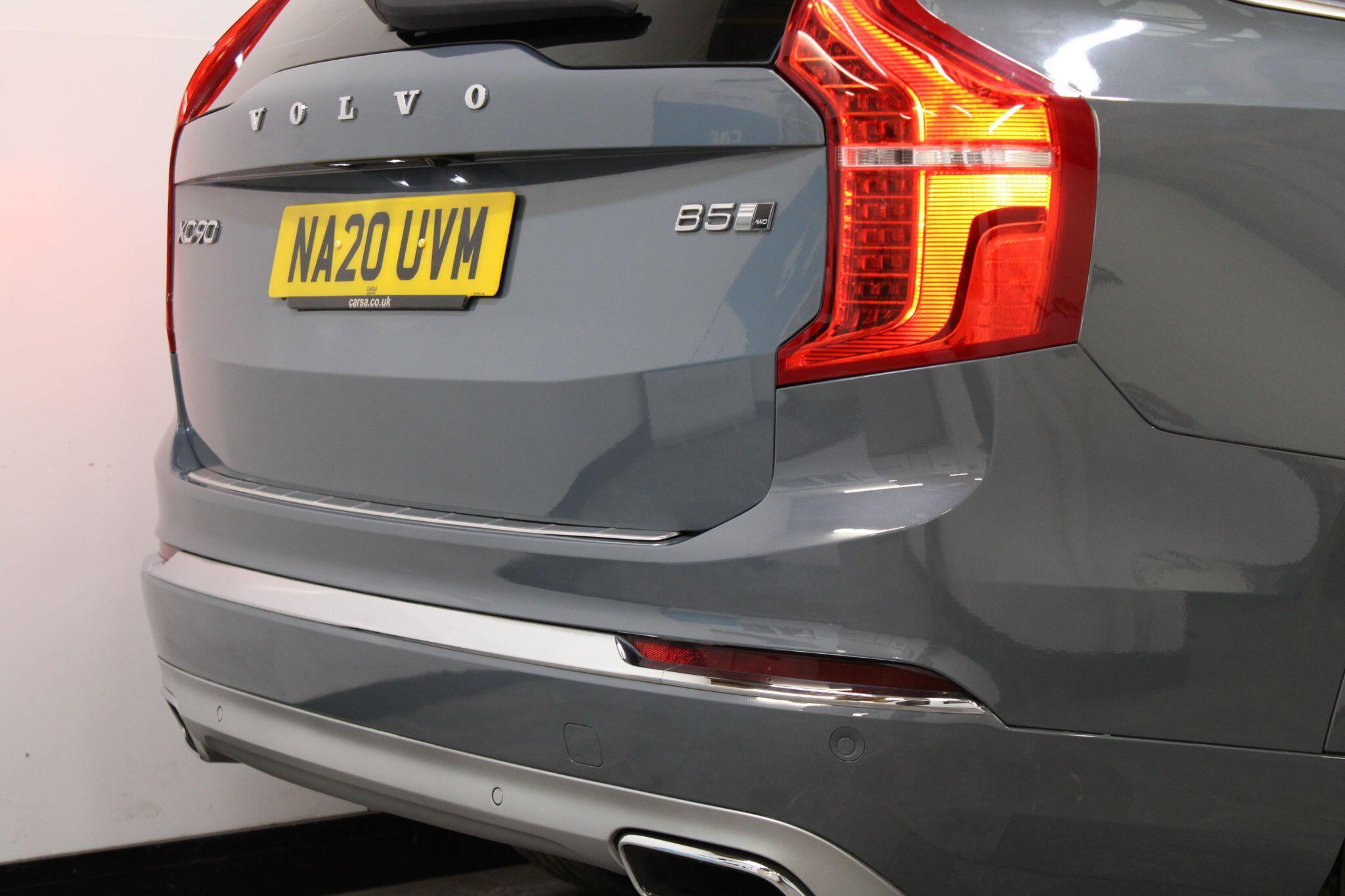 Volvo XC90 - Image 11