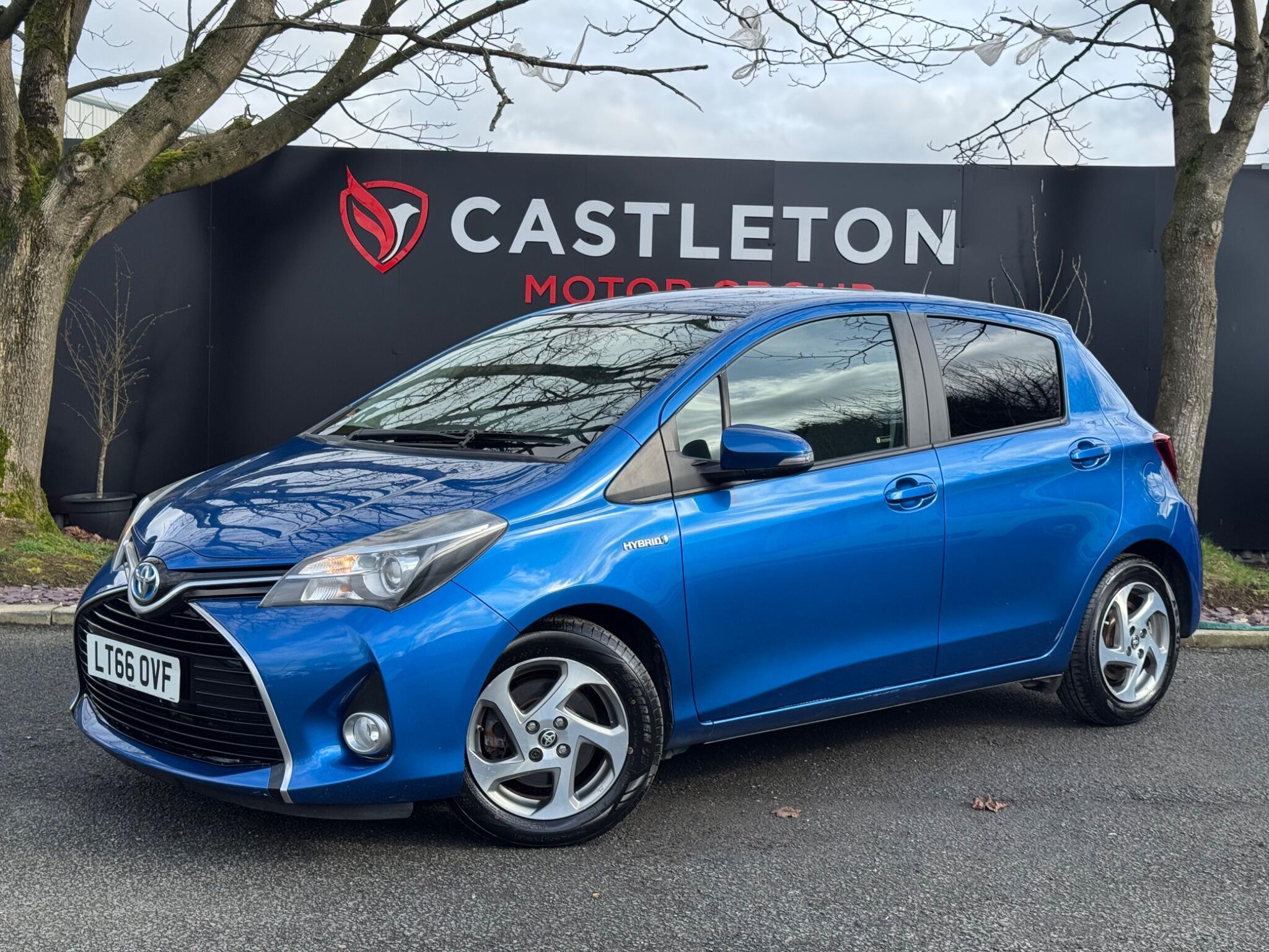 Toyota Yaris - Image 8