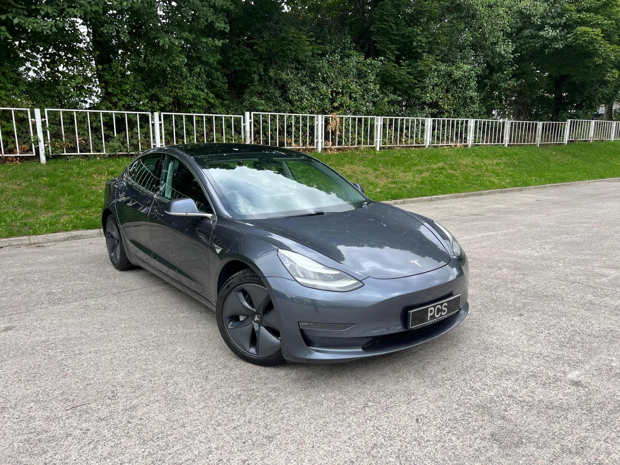 Tesla Model 3 - Image 4
