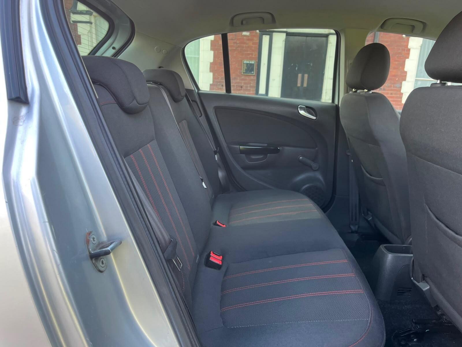 Vauxhall Corsa - Image 11