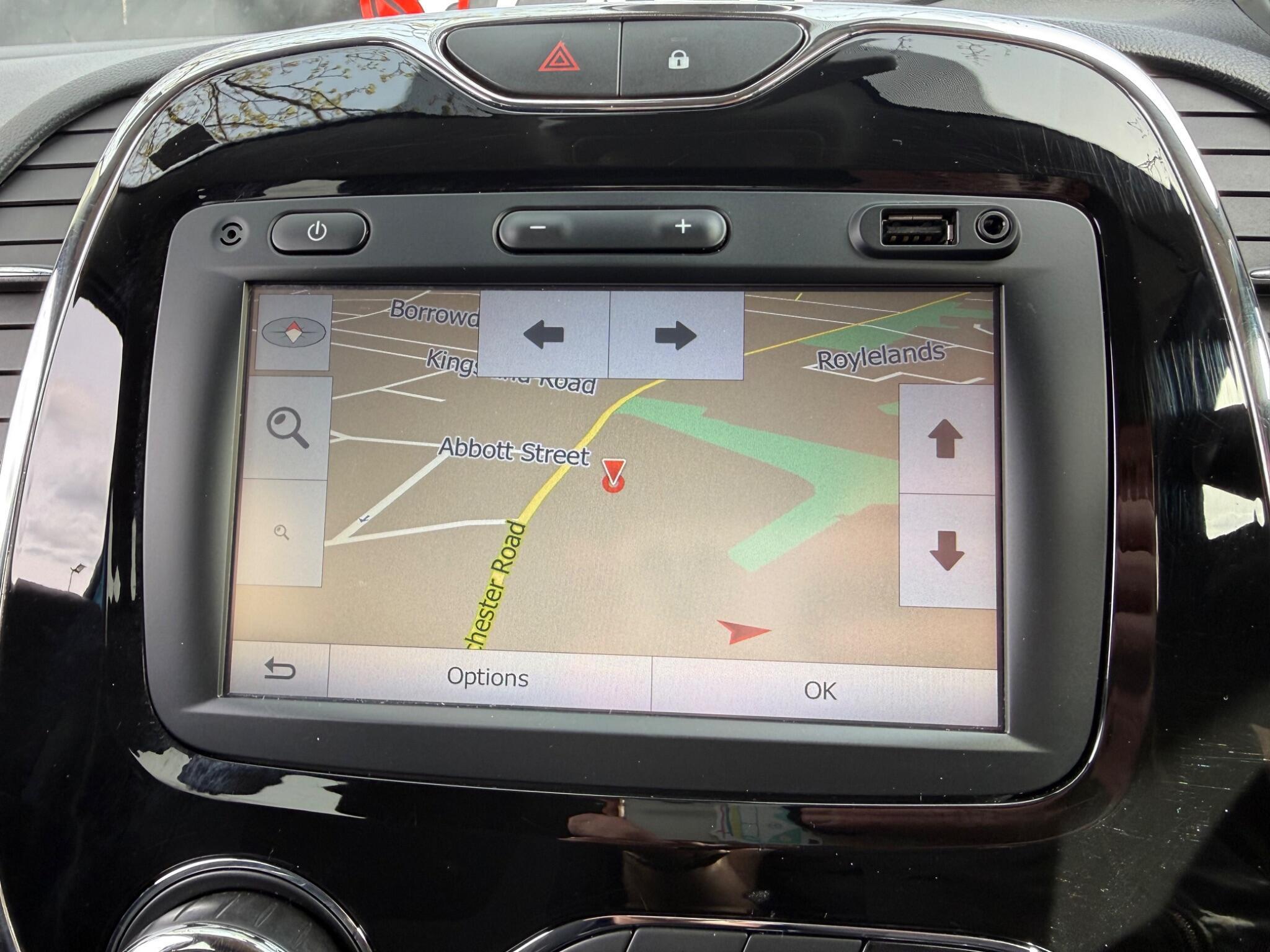 Renault Captur - Image 54