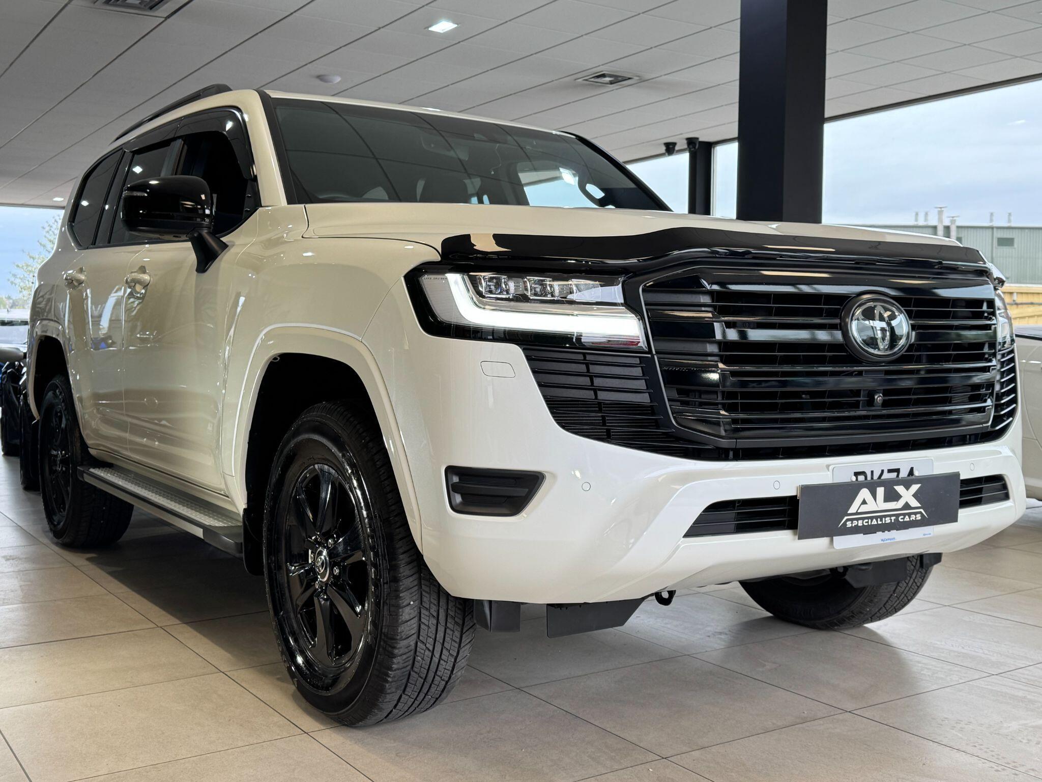 Toyota Land Cruiser - Image 4