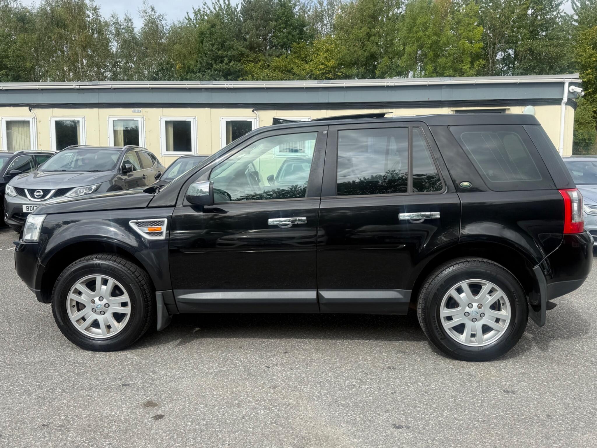 Land Rover Freelander 2 - Image 10
