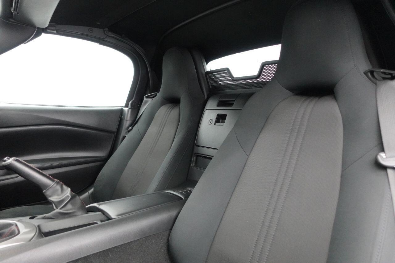 Mazda MX-5 - Image 15