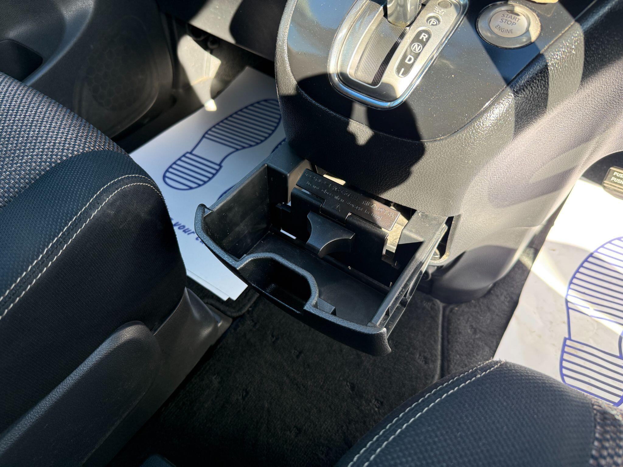 Nissan Serena - Image 66