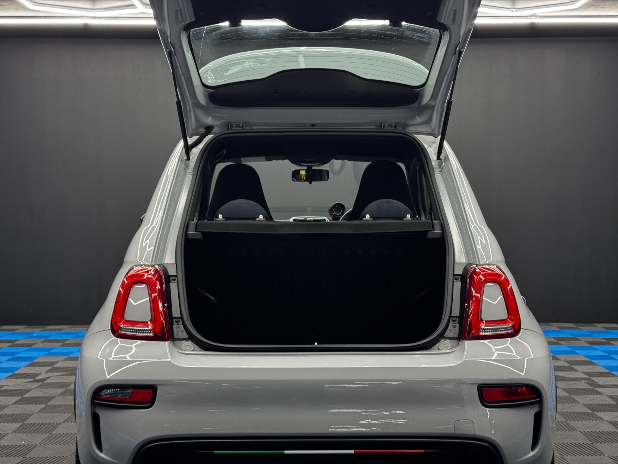 Abarth 595 - Image 34