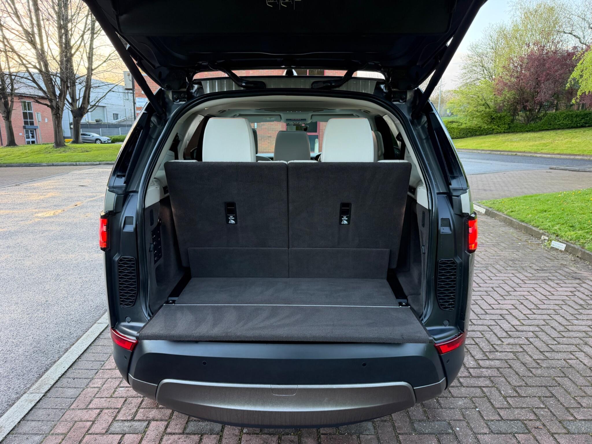 Land Rover Discovery - Image 28