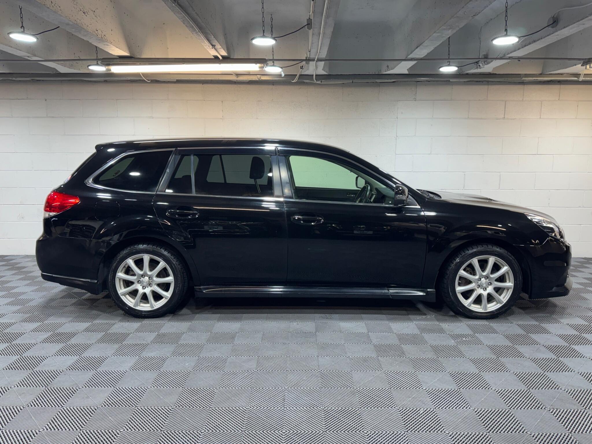 Subaru Legacy - Image 5