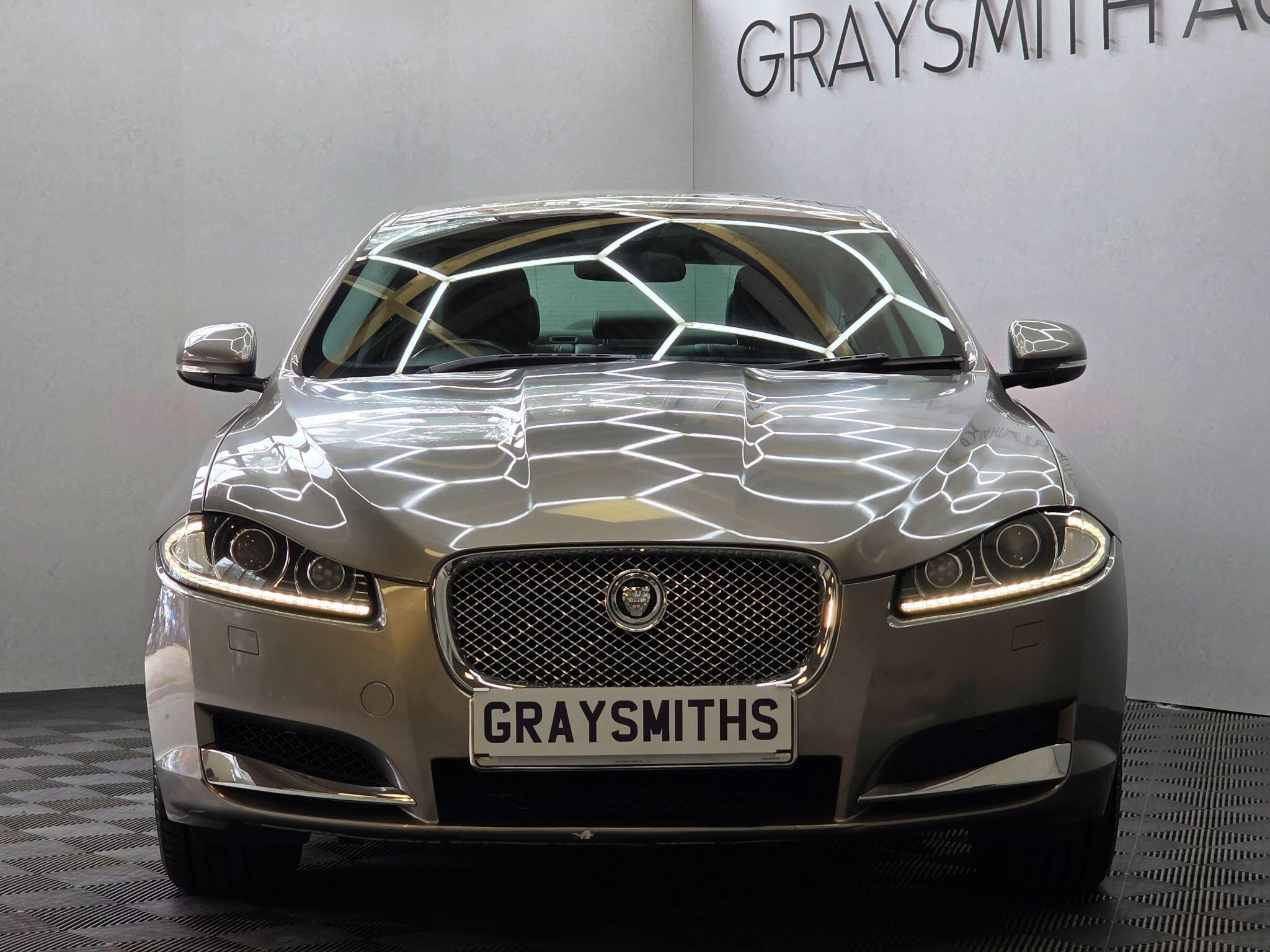 Jaguar XF - Image 5