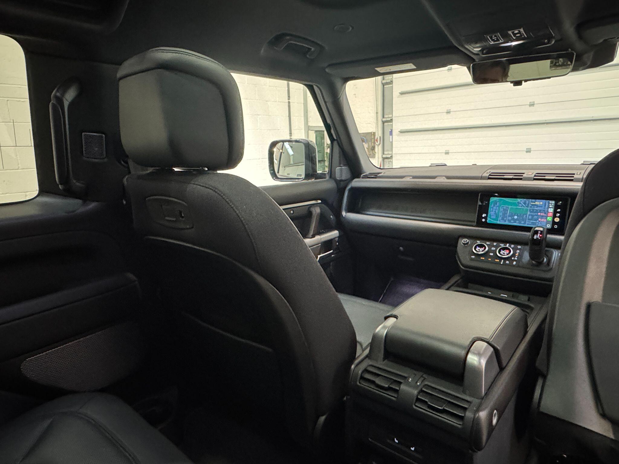 Land Rover Defender 90 - Image 84