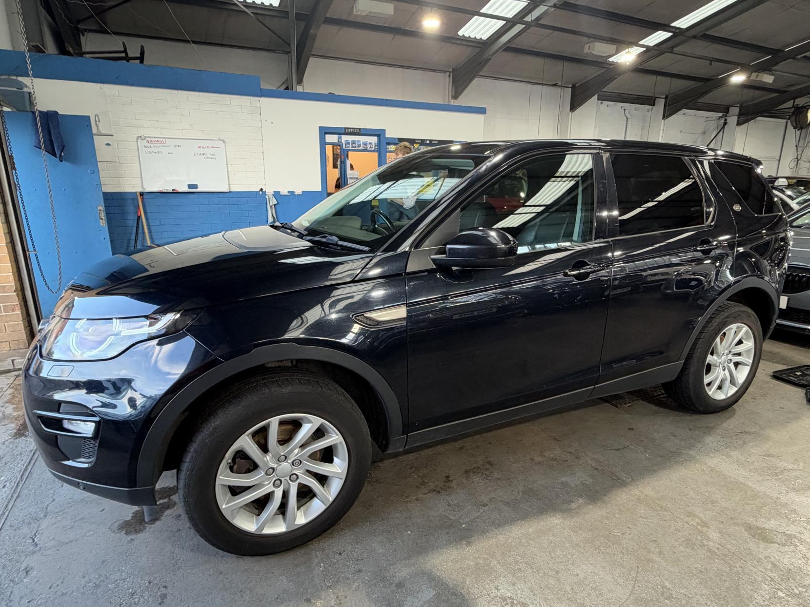 Land Rover DISCOVERY SPORT - Image 5